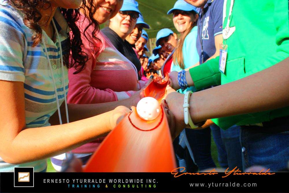 Team Building en El Salvador - Talleres de Cuerdas
